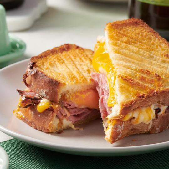 Two-cheese Smoked Meat Grilled Sandwich Recipe