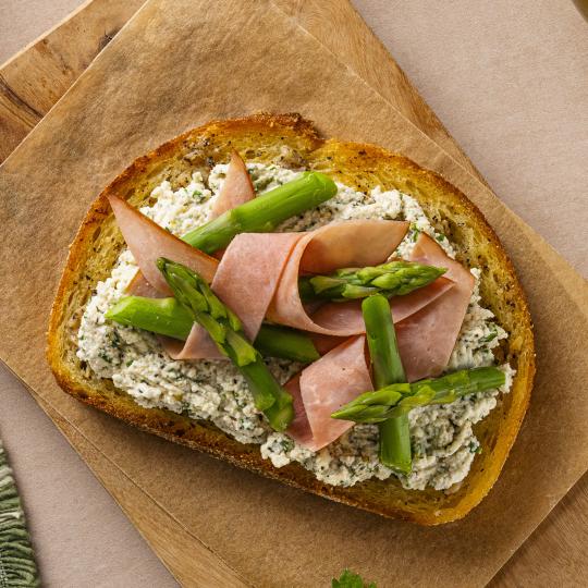 Cacio e Pepe Toasts Recipe